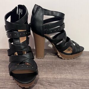 Women’s 8 Report NWOT